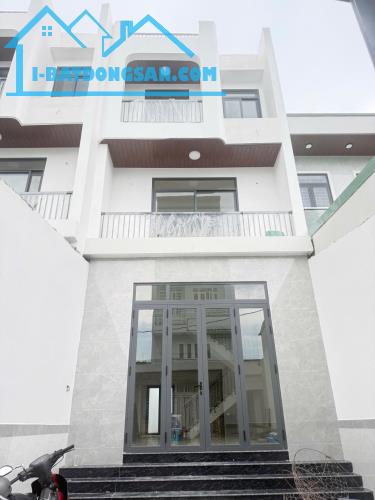 Bán gấp mảnh đất 120m2 đất KDC nhà liền kề - sát bv Hoàn Mỹ & UBND p.Chánh Hiệp