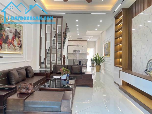 5 TỶ BÁN NHÀ VĨNH QUỲNH, THANH TRÌ – 71M², 4 TẦNG, FULL NỘI THẤT, GIÁ TỐT