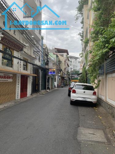 SIÊU PHẨM 4 tầng hẻm xe tải, trung tâm quận Phú Nhuận, Đoàn Thị Điểm, FULL NỘI THẤT