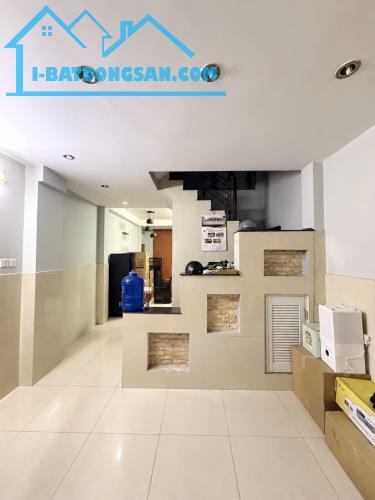 Nhà 3 tầng, 4pn, 46m2, nhỉnh 4ty - Bình Long, Tân Sơn Nhì - gần Aoen Tân Phú