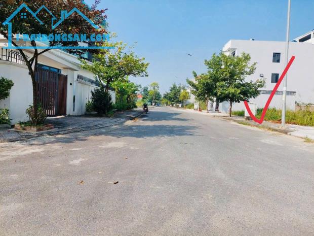 100m2 khu đô thị Park Hill Vĩnh Yên view biệt thự rất đẹp sổ sẵn đg 13,5m