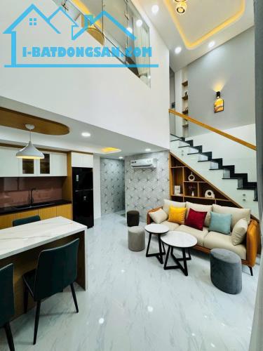SIÊU PHẨM ĐANG MỚI ĐẸP LUNG LINH- HẺM XE HƠI - NHÀ 3 TẦNG MỚI ĐẸP - NGANG ĐẸP 8M - 6.4 TỶ