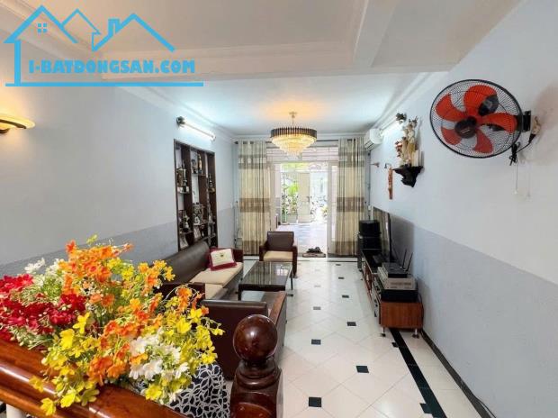 Nhà Tân Bình ngay Bắc Hải, 2 tầng - ở ngay - KD - ngang gần 4m - dài 24m - hơn 15 tỷ