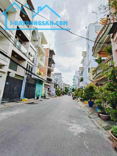 BÁN NHÀ ÂU DƯƠNG LÂN QUẬN 8 - 60M2 - 1 TẦNG - MẶT TIỀN - GIÁ 8.2 TỶ