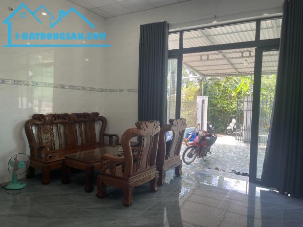 Bán nhà 180m2 Hẻm Trưng Trắc, Tân An, LaGi giá mềm 1.4 tỷ chính chủ