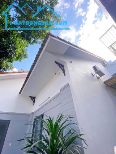 Cần bán Villas – Trưng Nữ Vương, Hải Châu, Đà Nẵng Dòng tiền sẵn: 30 triệu/tháng DT: