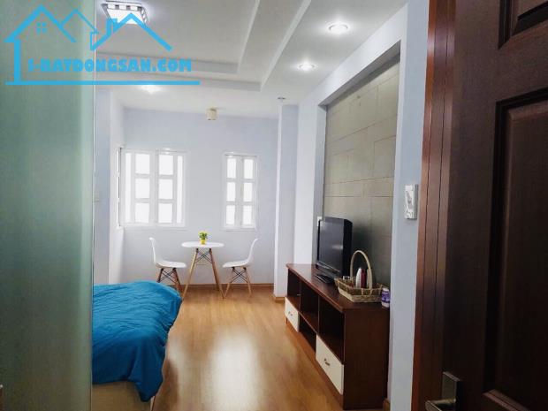 Bán Nhà, CHDV Đẹp Hẻm 6m, Ngay Phan Đình Phùng, 5 Tầng 72m2 Chỉ 15,6 Tỷ.