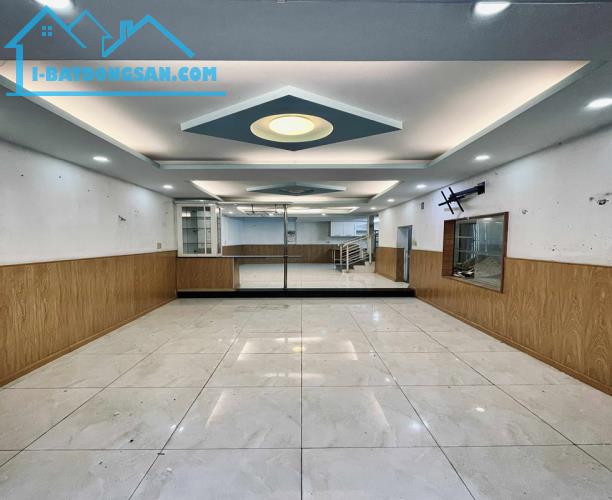 Bán nhà HXH kinh doanh Hoàng Sa, P. Tân Sơn Nhất, TPHCM, 61m2, 3 tầng, nở hậu, giá mềm