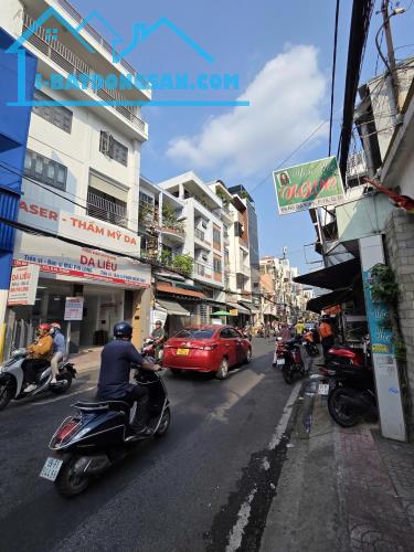 Bán nhà mặt tiền ngang 8m Hồ Bá Kiện p12 Q10, HDT 40 Tr/Tháng chỉ 16 tỷ