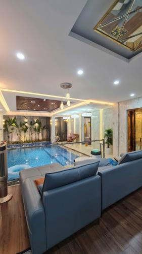 ♣ Village Nguyễn Tri Phương, 246m2, ngang 7m, 4 tầng xịn sò, sẵn dòng tiền 100tr/th