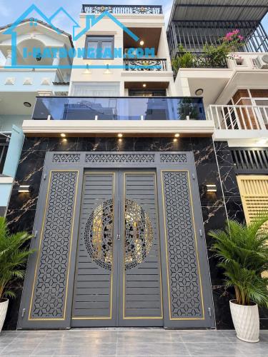 Nhà phố trung tâm Quận 7, cạnh siêu thị Go, 4x16m, 3 tầng, chỉ hơn 7.5 tỷ