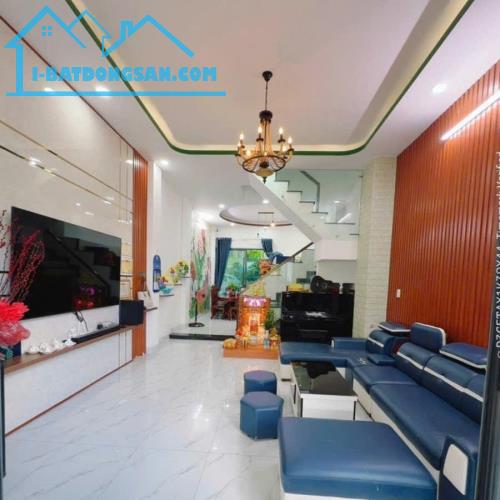 Nhà 3 tầng, Đường số 9, cạnh Đại học Luật, chợ Long Phước, 85m2, ngang 4.5m, chỉ 6 tỷ 3.