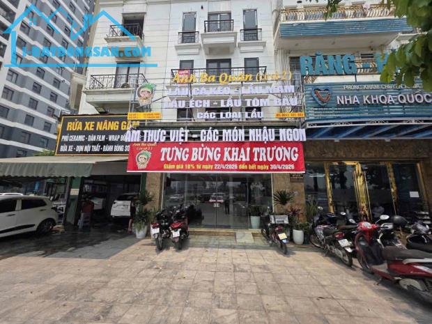 SANG NHƯỢNG NHÀ HÀNG 5 TẦNG FULL ĐỒ – TRÂU QUỲ, GIA LÂM, HÀ NỘI