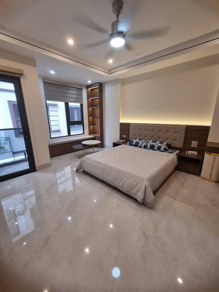Ngọc Thụy - Hồng Tiến