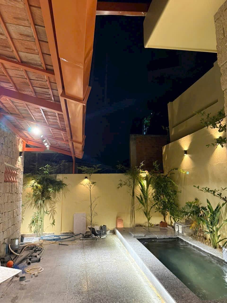 Villa hồ bơi