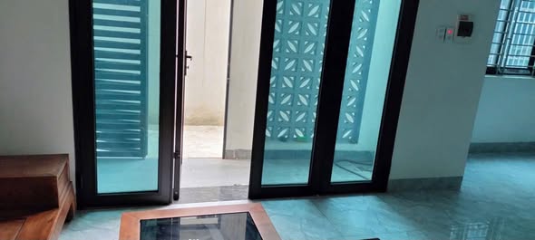 Nhà Lộc Vượng