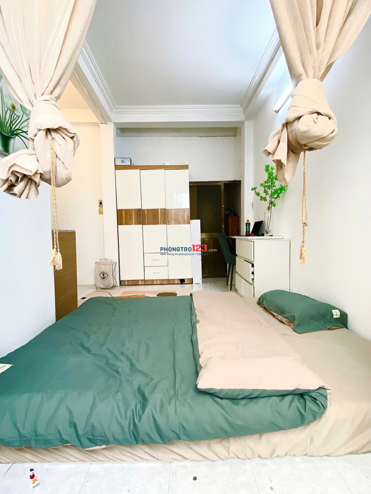 STUDIO LẦU 1 - 30M2 - BANCOL LỚN - FULL NỘI THẤT- FREE XE - GIẶT SẤY CAO CẤP - CHO NUÔI PET - 6TR/TH