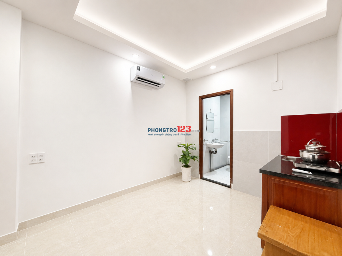 PHÒNG MỚI CÓ THANG MÁY ĐƯỜNG 3/2 GẦN ĐH HOA SEN