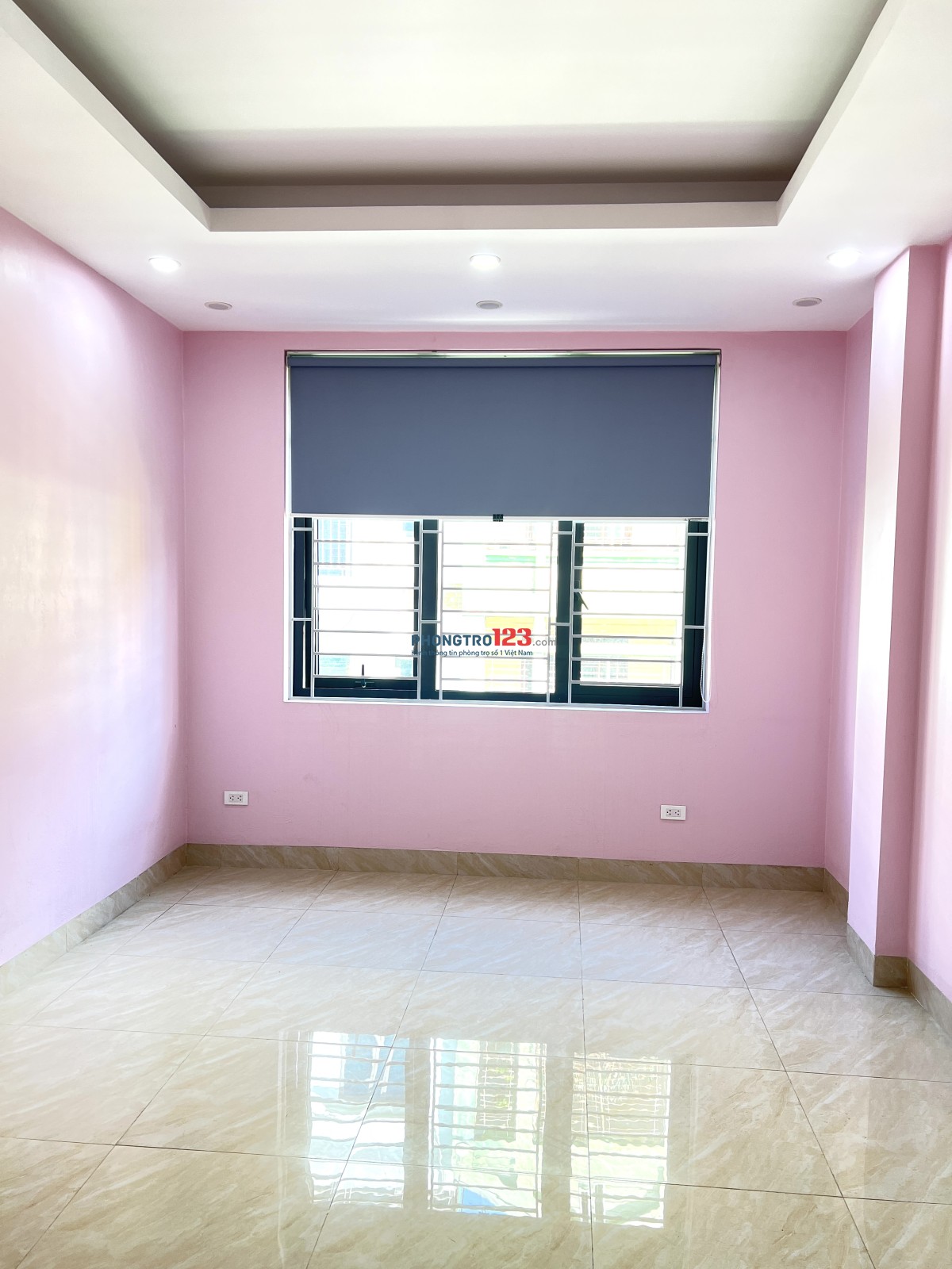 Cho thuê nhà 5 tầng, diện tích gần 40m2, mới xây được 2 năm.