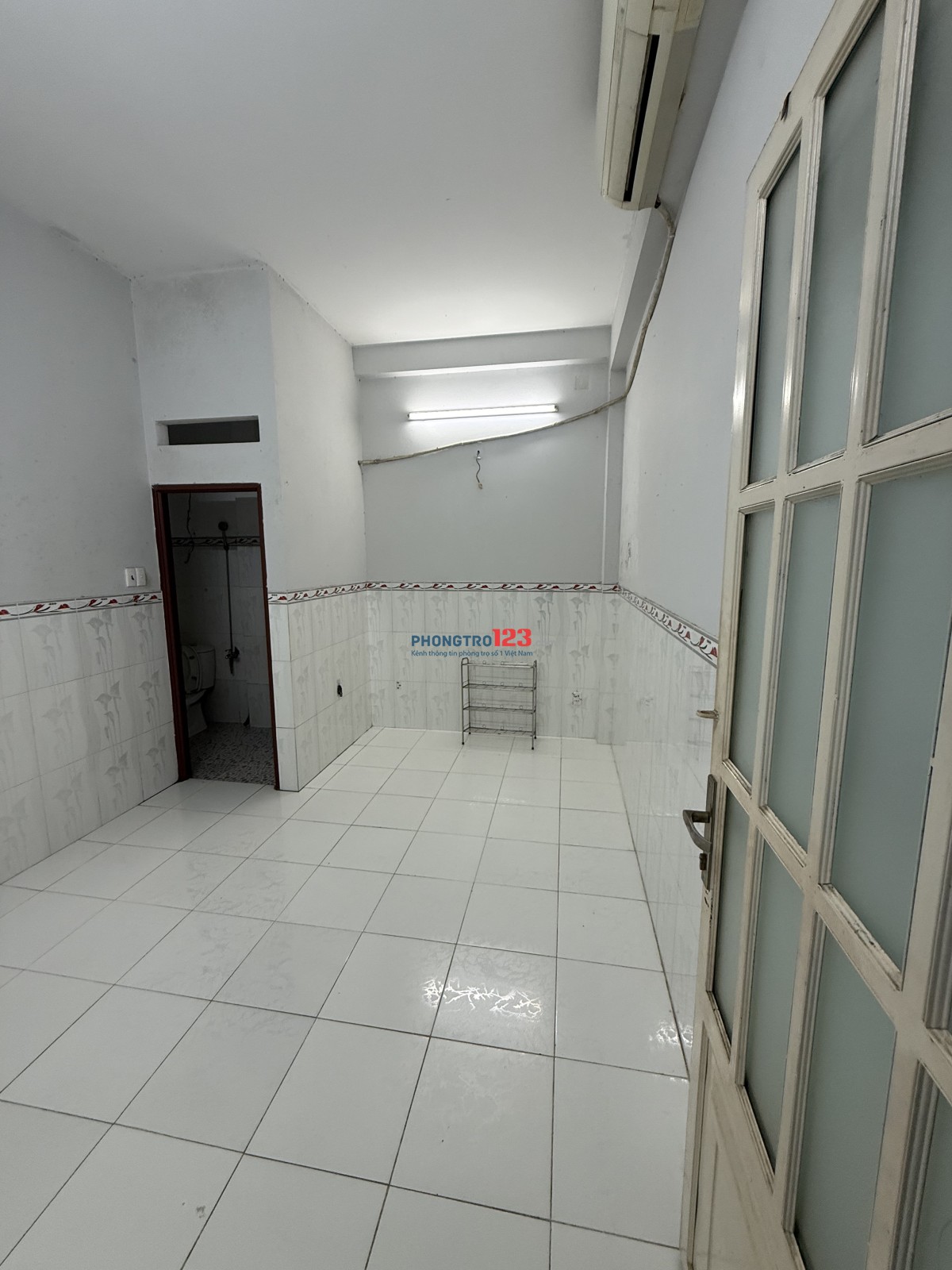 Phòng cho thuê khu vực gần Công Viên Lê Thị Riêng - Đại Học Bách Khoa
