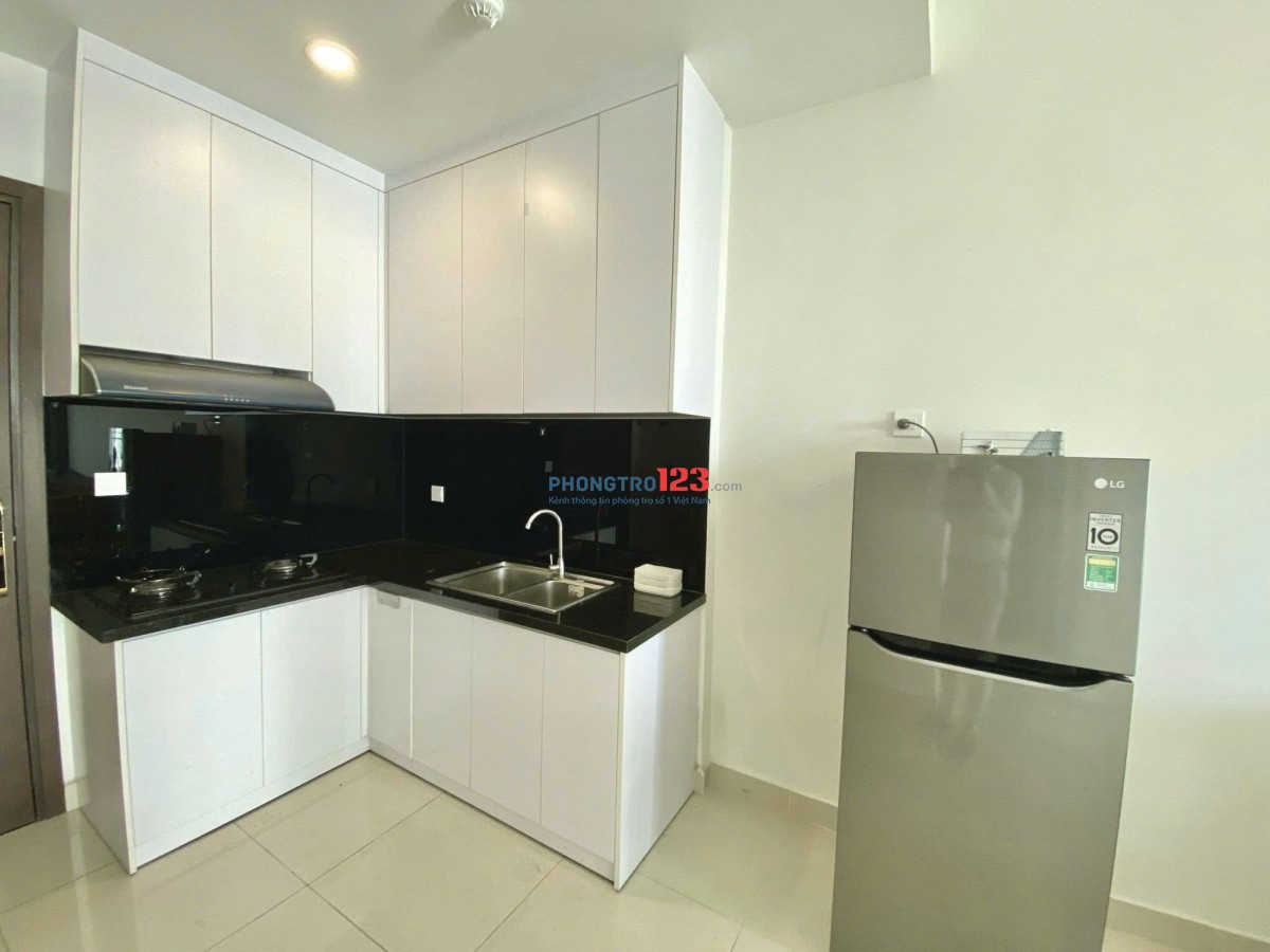 Giá thuê 8,5tr/tháng, căn 1p ngủ, nội thất, Chung cư Carillon 3