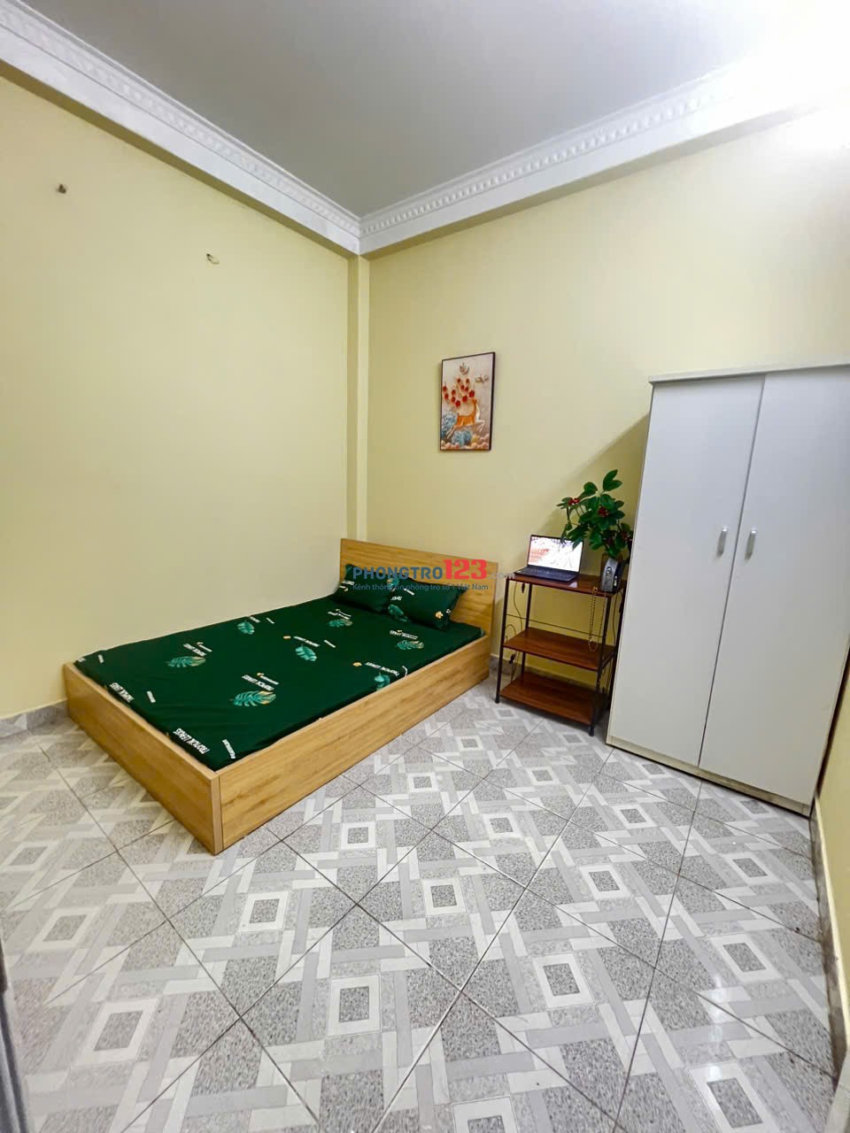 Nhà số 639 Phúc Diễn , Xuân phương, Nam Từ Liêm, Hà Nội.⏰ Trống Phòng 204 vệ sinh chung 2,5 tr