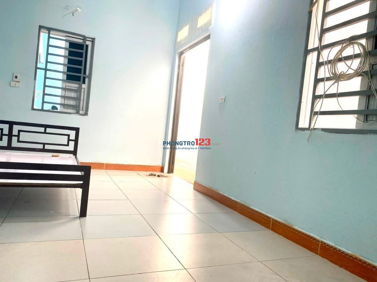 Phòng trọ sẵn - đối diện Bách Hoá Xanh