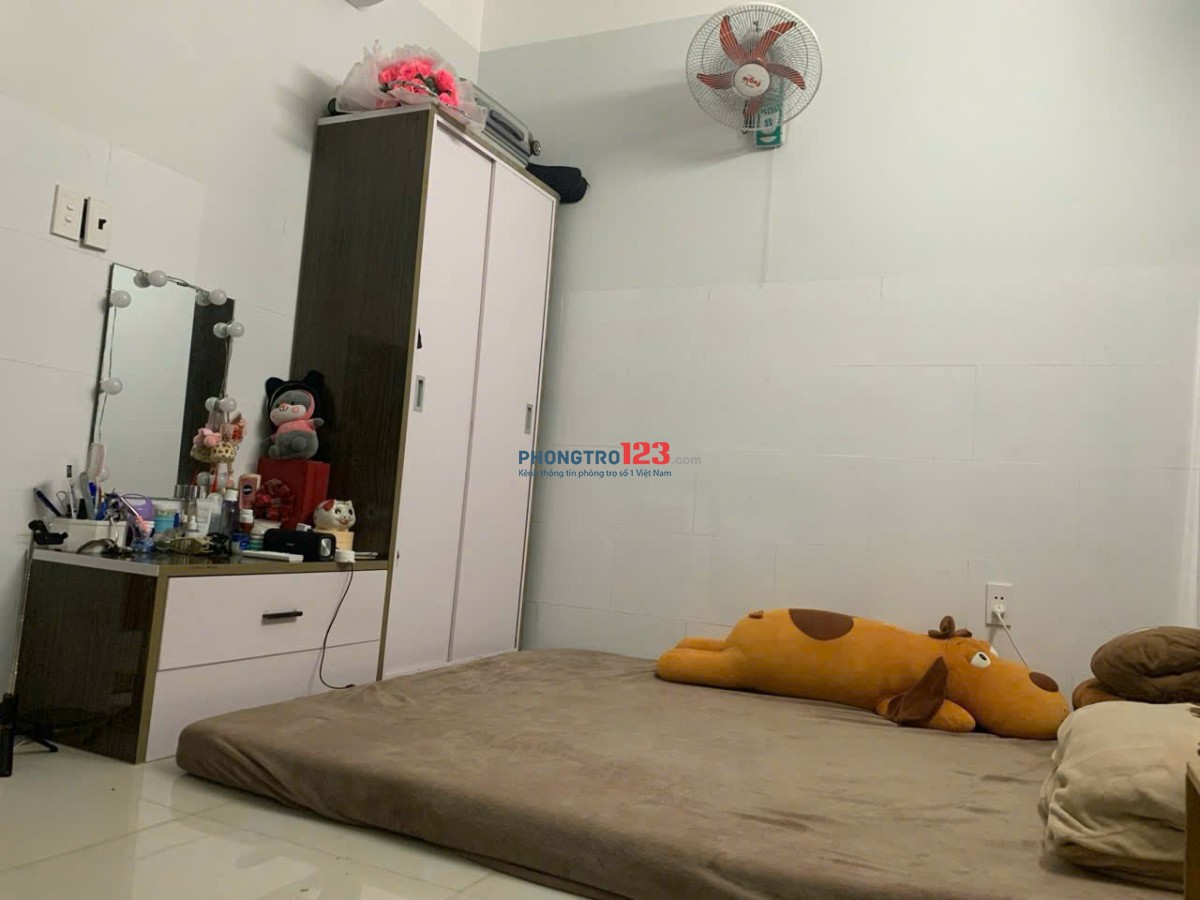 Dạ em xin phép pass phòng để về quê ở ạ, số 165 Đường Tây Thạnh