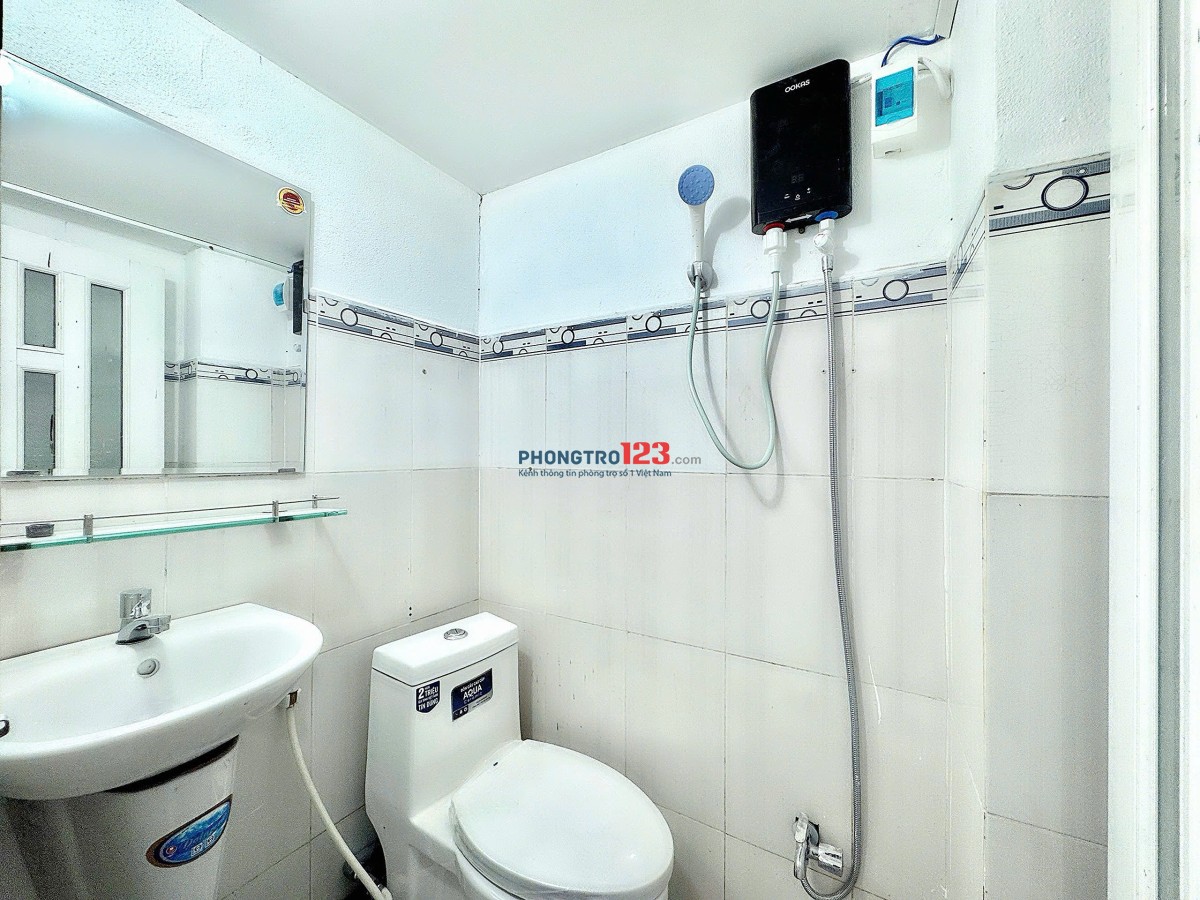 Phòng 30m² có gác cao 2m, giá chỉ 4tr1 – sát Phú Mỹ Hưngng