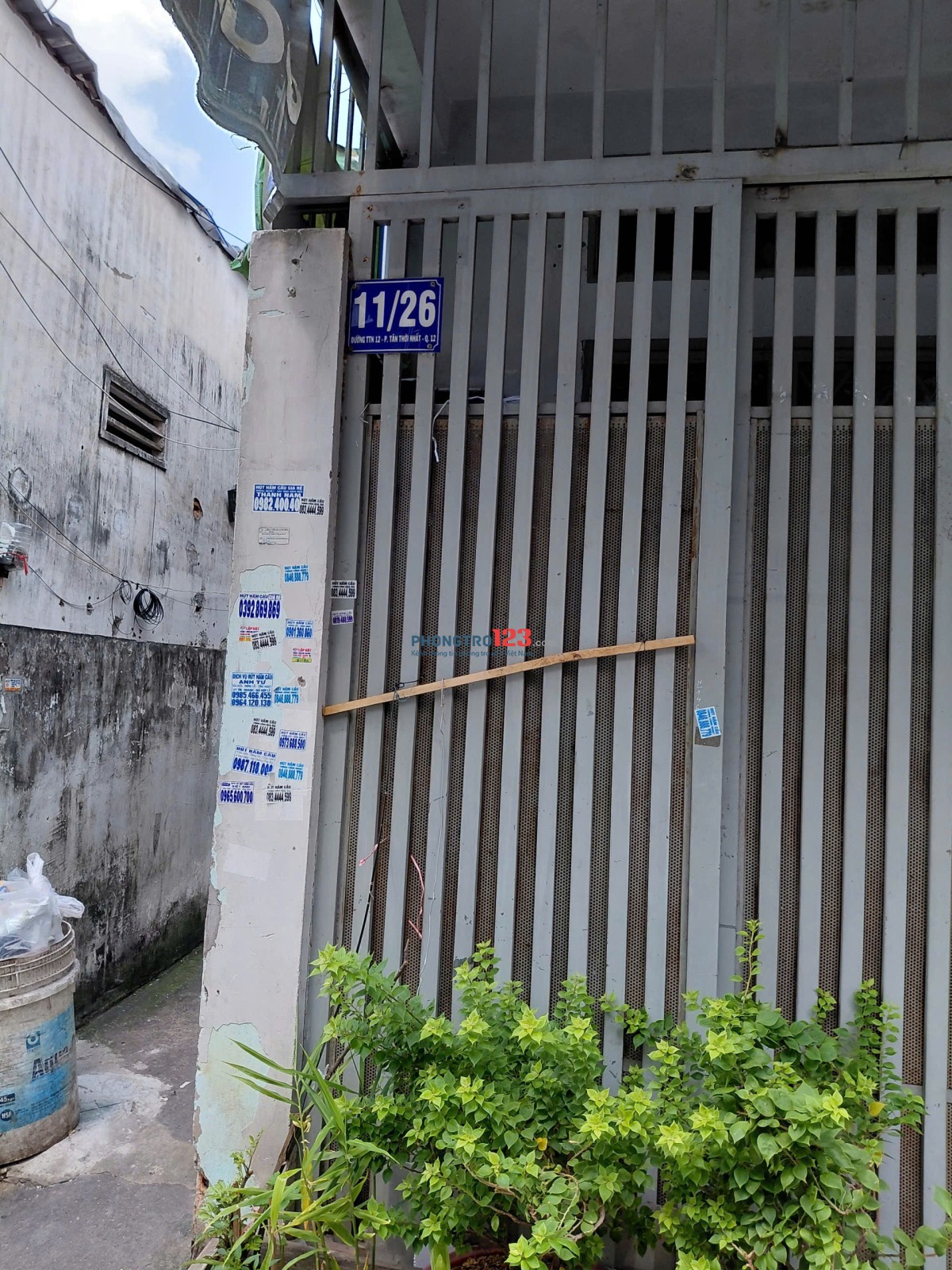 Cho thuê phòng trọ có gác 22m2, gần cây xăng phan văn hớn