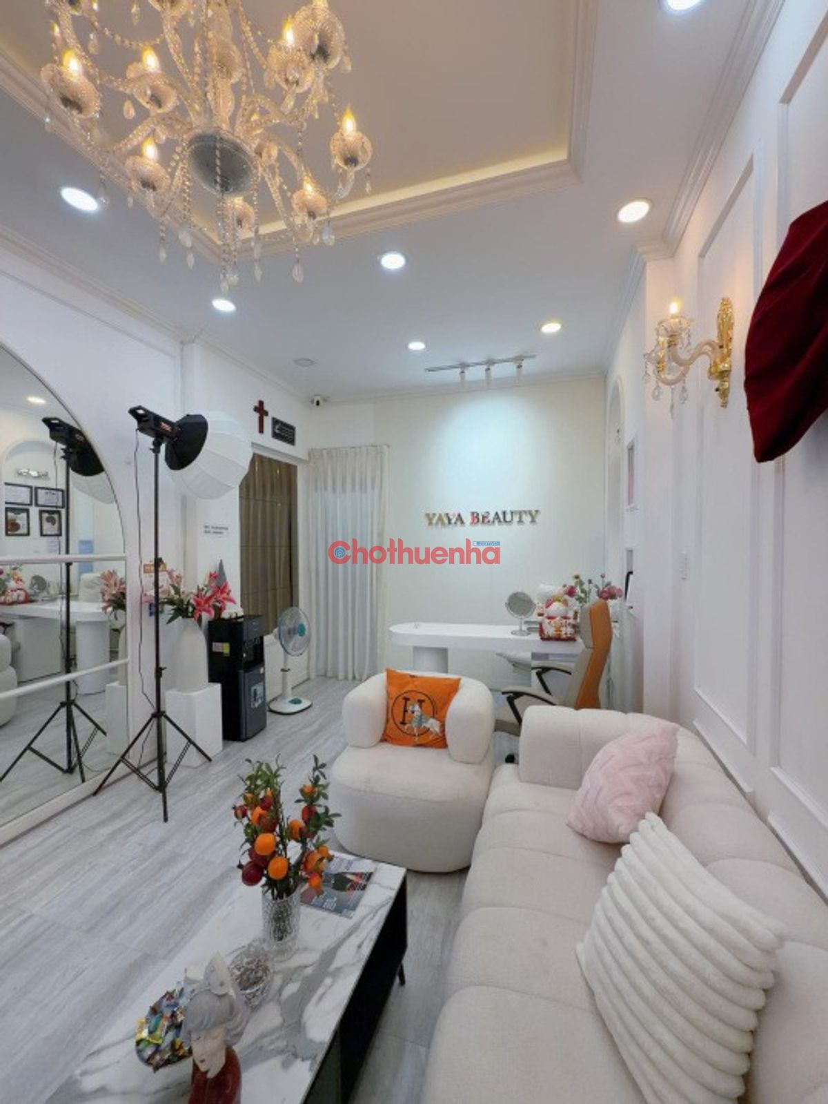 CHO THUÊ MB TẦNG 2,3 NGUYỄN TRÃI, P. BẾN THÀNH QUẬN 1. KINH DOANH ĐA NGÀNH