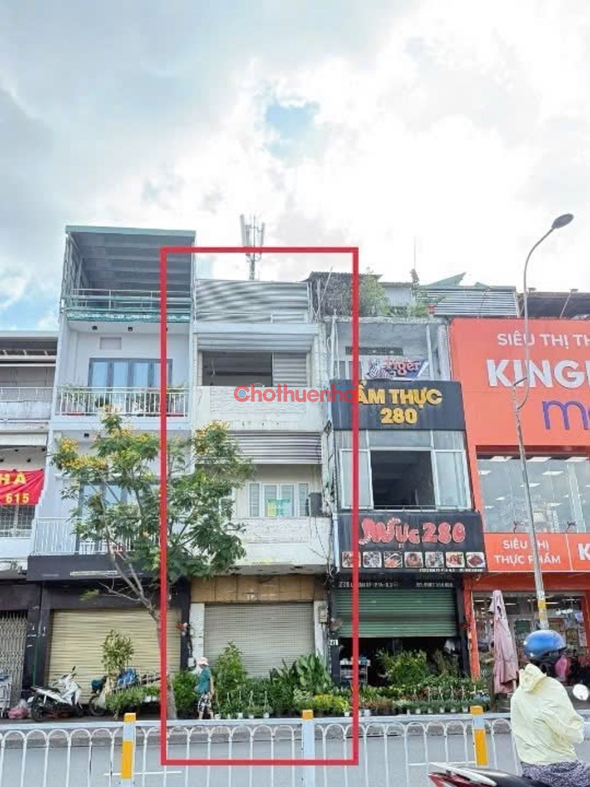 CHO THUÊ NHÀ MẶT TIỀN ĐƯỜNG LÊ VĂN SỸ, QUẬN 3 - DÀI 25M - 4 TẦNG