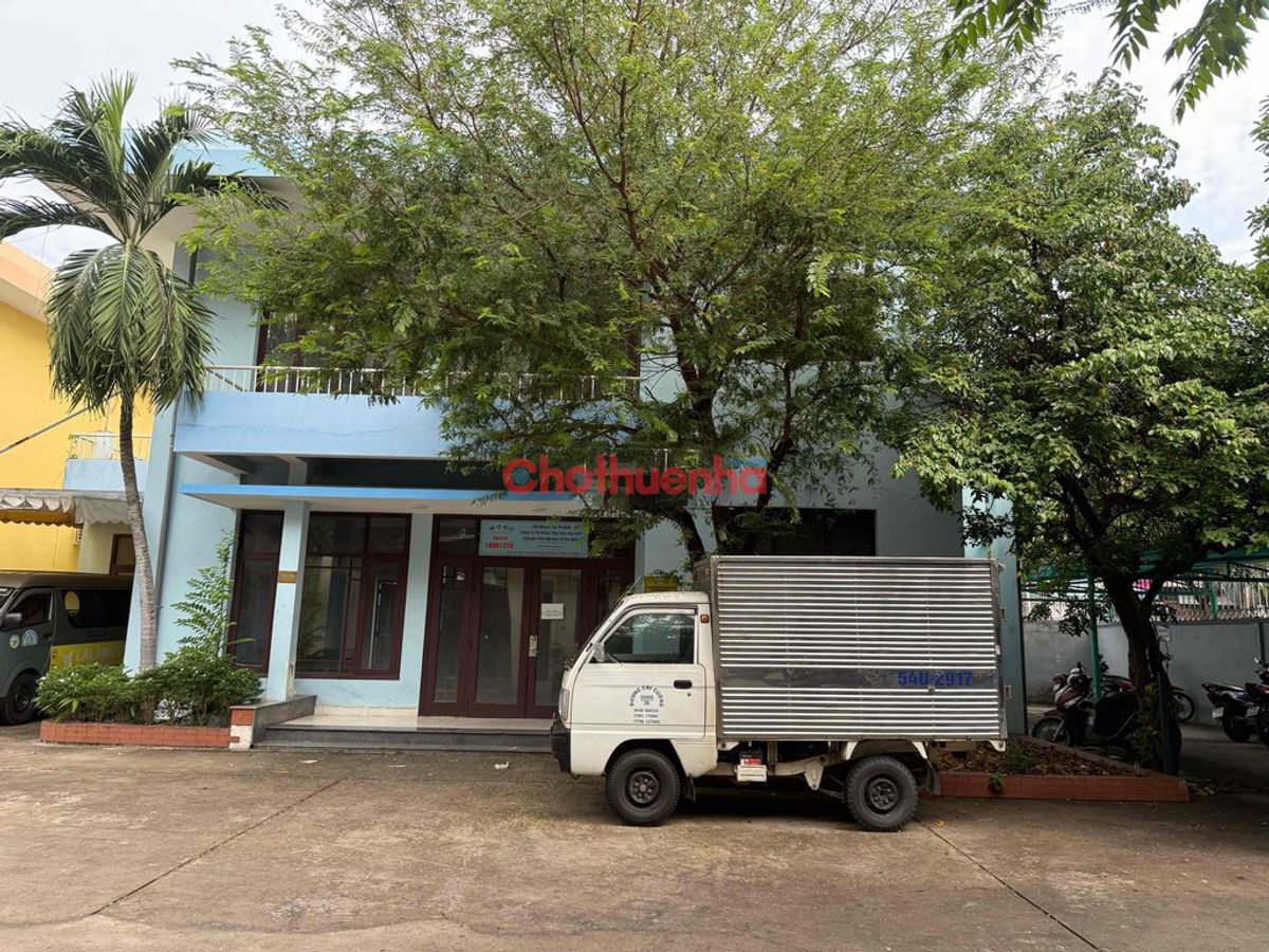 CHO THUÊ VILLA VĂN PHÒNG ĐƯỜNG TRẦN QUỐC HOÀN – PHƯỜNG 4, QUẬN TÂN BÌNH