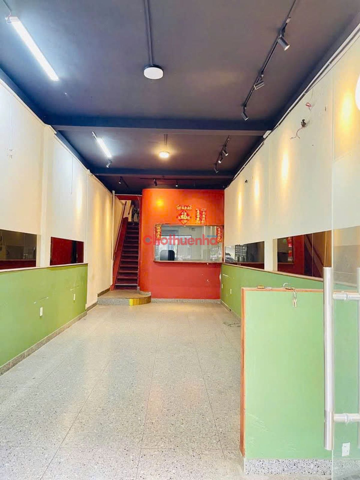 CHO THUÊ NHÀ MẶT TIỀN ĐƯỜNG BÀN CỜ, PHƯỜNG 3, QUẬN 3 - DT: 4.3 X 30M