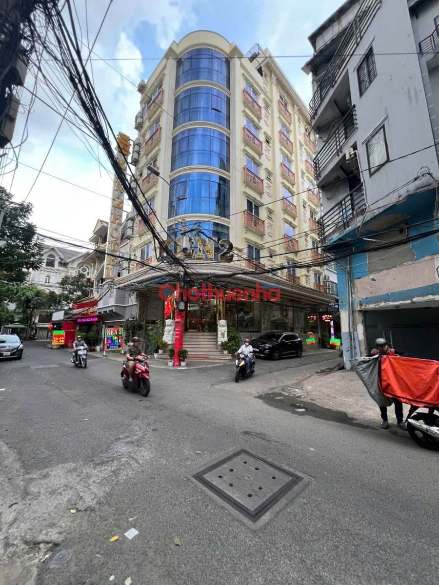 CHO THUÊ NHÀ NGUYÊN CĂN LÀM CHDV TẠI SƯ VẠN HẠNH, PHƯỜNG 12, QUẬN 10, 4X18M, 9 PHÒNG