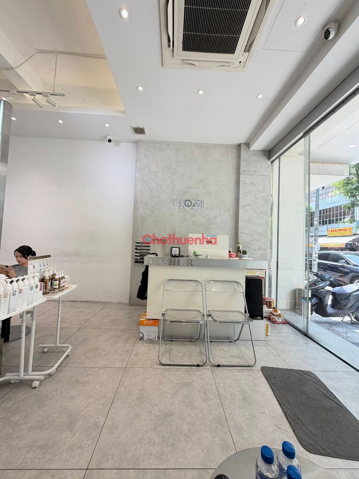 SANG NHƯỢNG SALON TÓC TRUNG TÂM QUẬN 1 – MẶT BẰNG ĐẸP KHU ĐÔNG DÂN CƯ