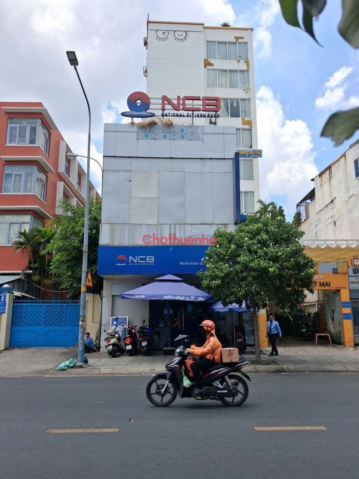 CHO THUÊ NHÀ MẶT TIỀN LẠC LONG QUÂN PHƯỜNG 10 QUẬN 11