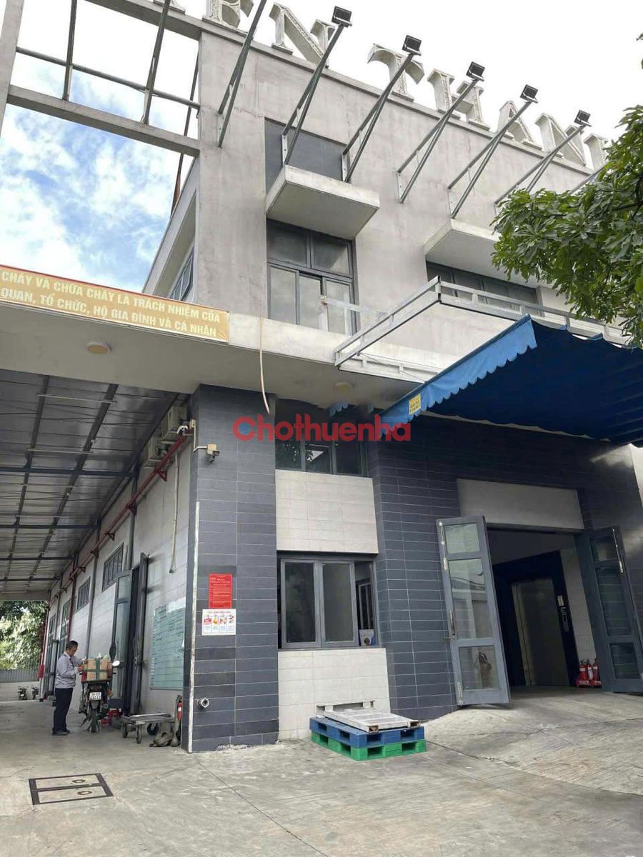 CHO THUÊ TÒA NHÀ VĂN PHÒNG MẶT TIỀN KHA VẠN CÂN, PHƯỜNG LINH ĐÔNG, TP. THỦ ĐỨC