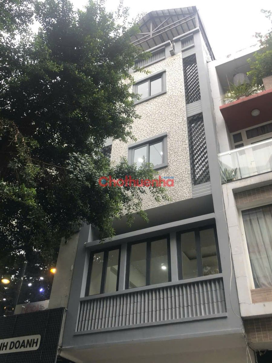 CHO THUÊ NHÀ ĐƯỜNG HOA LAN, QUẬN PHÚ NHUẬN – CHO CHDV – TRỆT 4 LẦU – 12 PHÒNG
