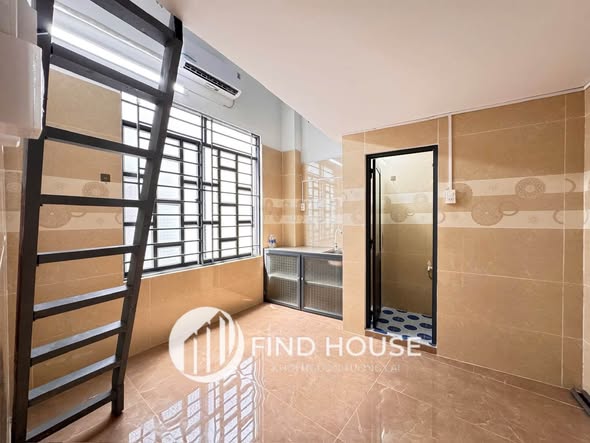 435 Huỳnh Tấn Phát