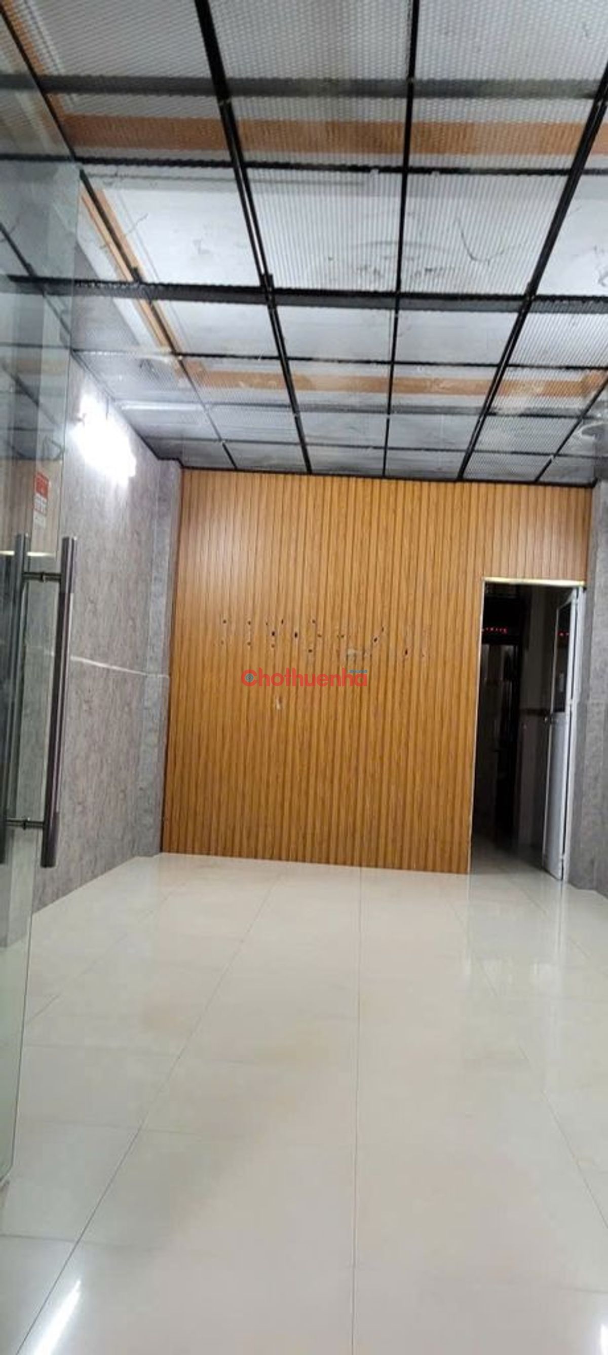 CHO THUÊ NHÀ NGUYÊN CĂN ĐƯỜNG TÔ HIẾN THÀNH - HẺM XE HƠI RỘNG, DT: 4X20M