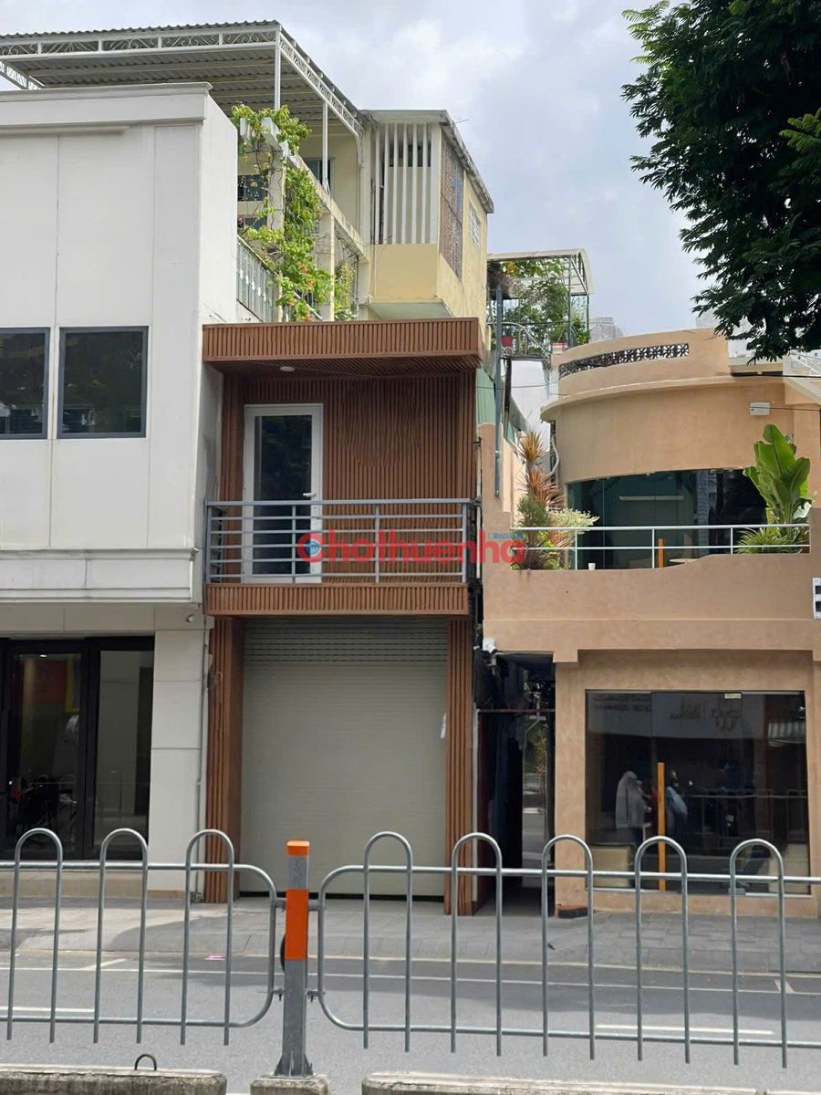 CHO THUÊ NHÀ MẶT TIỀN NGUYỄN CƯ TRINH Q1 - MT SẦM UẤT KHU VĂN PHÒNG