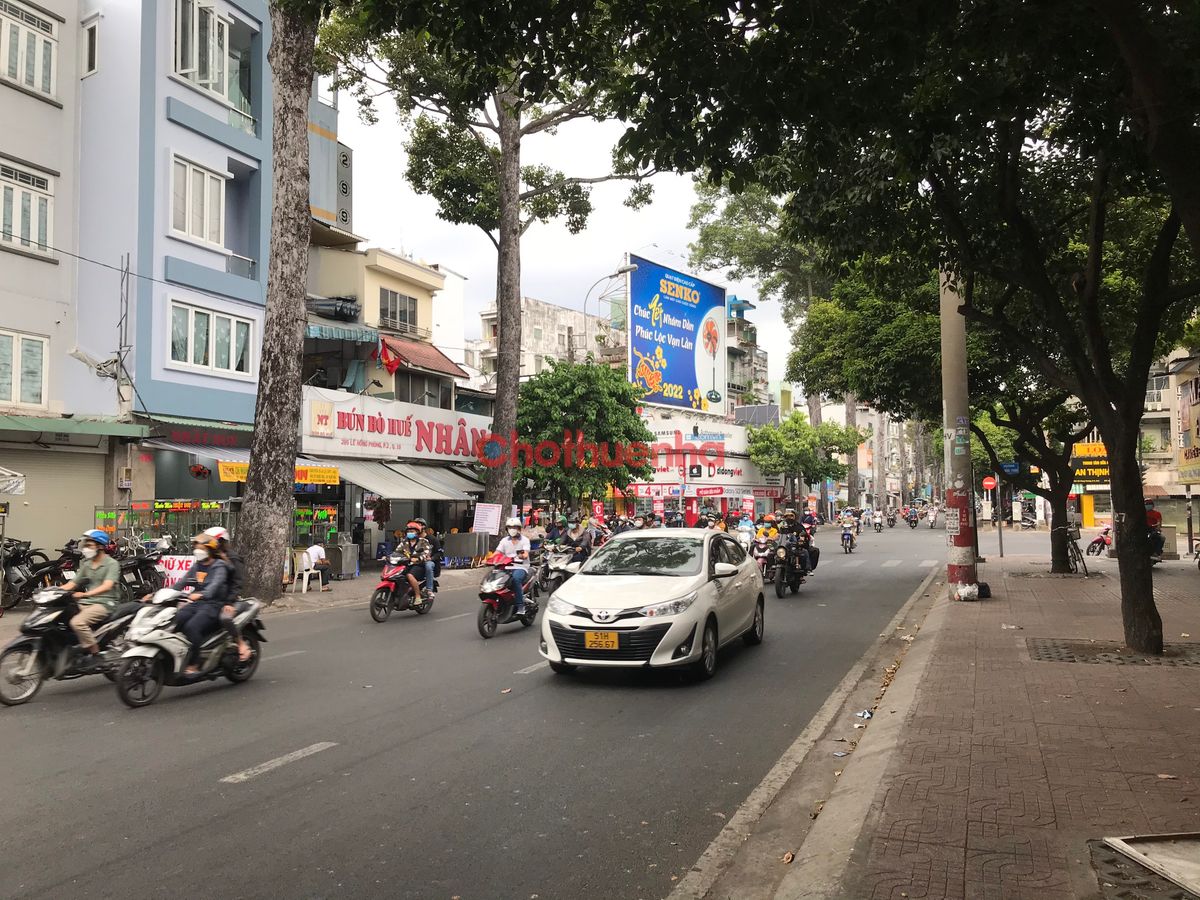 CHO THUÊ NHÀ MẶT TIỀN ĐƯỜNG HÙNG VƯƠNG, PHƯỜNG 9, QUẬN 5, DT : 4.5X12M