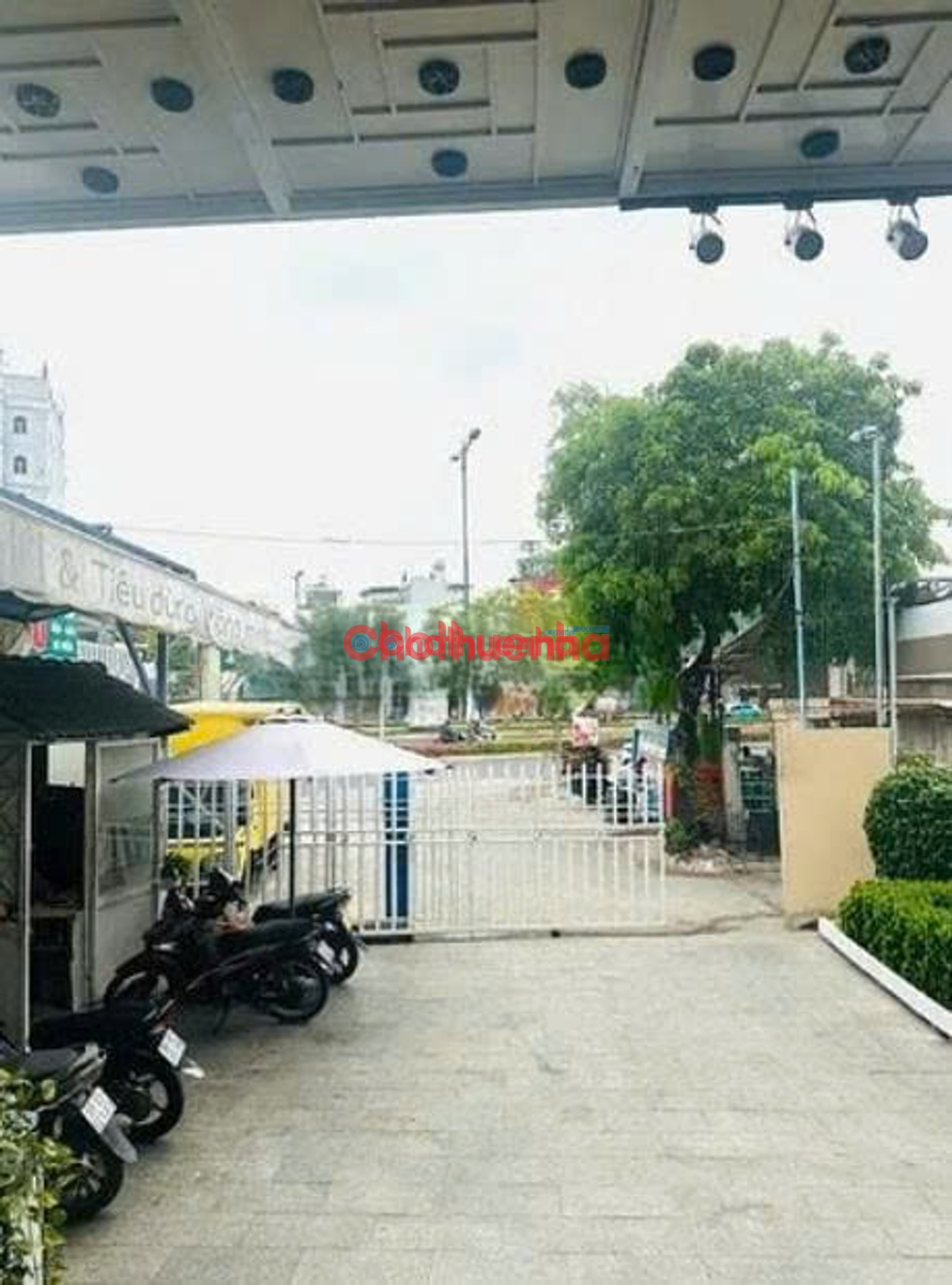 CHO THUÊ TÒA NHÀ VĂN PHÒNG 602 PHẠM VĂN ĐỒNG, PHƯỜNG HIỆP BÌNH CHÁNH, TP THỦ ĐỨC