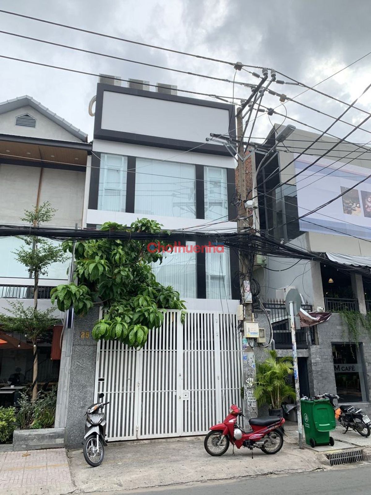 CHO THUÊ NHÀ ĐƯỜNG ĐỒNG NAI, QUẬN 10 – 5.6X18M – TRỆT 3 LẦU THÔNG SÀN