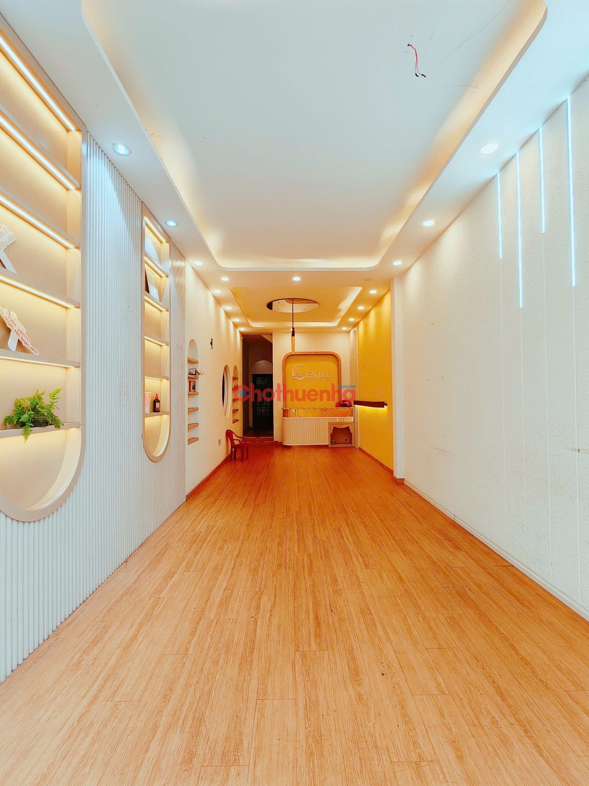CHO THUÊ MẶT BẰNG + LẦU 1 - TRỤC ĐƯỜNG KINH DOANH SẦM UẤT PHÚ NHUẬN