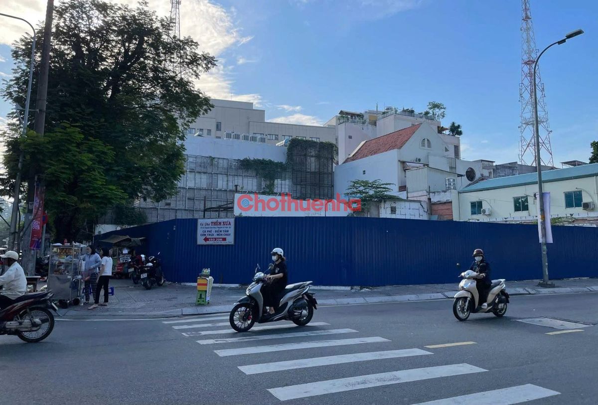 CHO THUÊ ĐẤT 371A - 371B NGUYỄN TRÃI, P. NGUYỄN CƯ TRINH, QUẬN 1