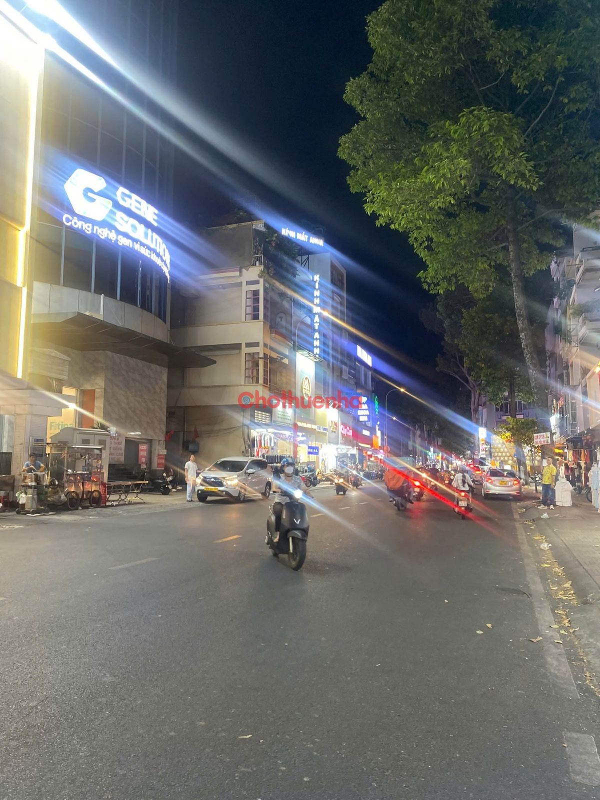 CHO THUÊ NHÀ MẶT TIỀN NGUYỄN TRÃI, QUẬN 5 – 1 TRỆT 4 LẦU