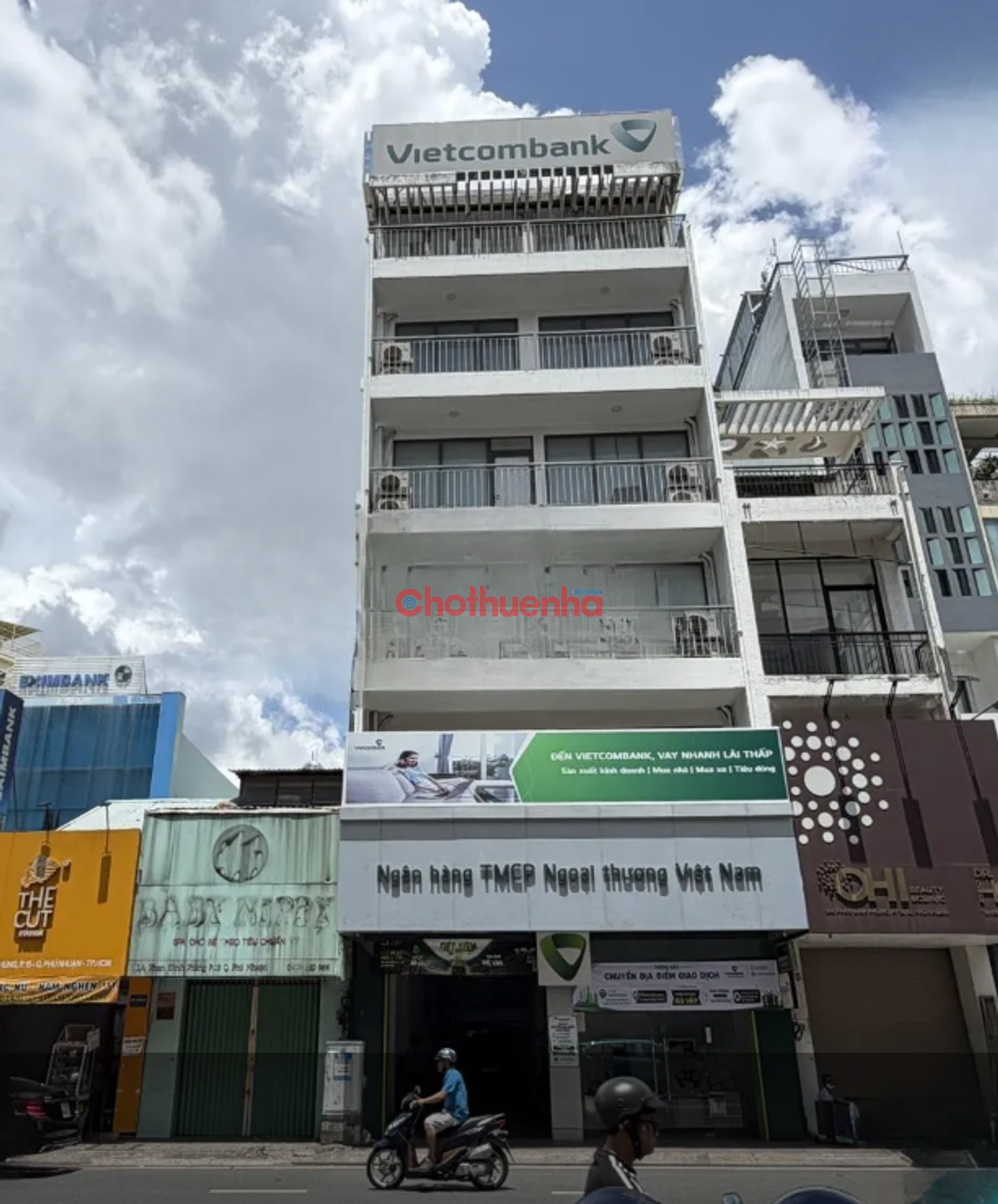CHO THUÊ NHÀ MẶT TIỀN 303 PHAN ĐÌNH PHÙNG, PHƯỜNG 15, QUẬN PHÚ NHUẬN , DTSD: 1600M2