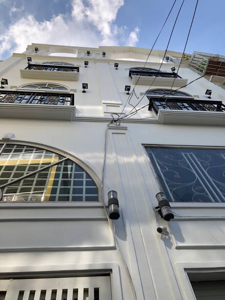 Bán nhà Điện Biên Phủ, Bình Thạnh, cách Quận 1 chỉ 200m, dòng tiền 22 tr/tháng, 6pn, giá 7,5 tỷ